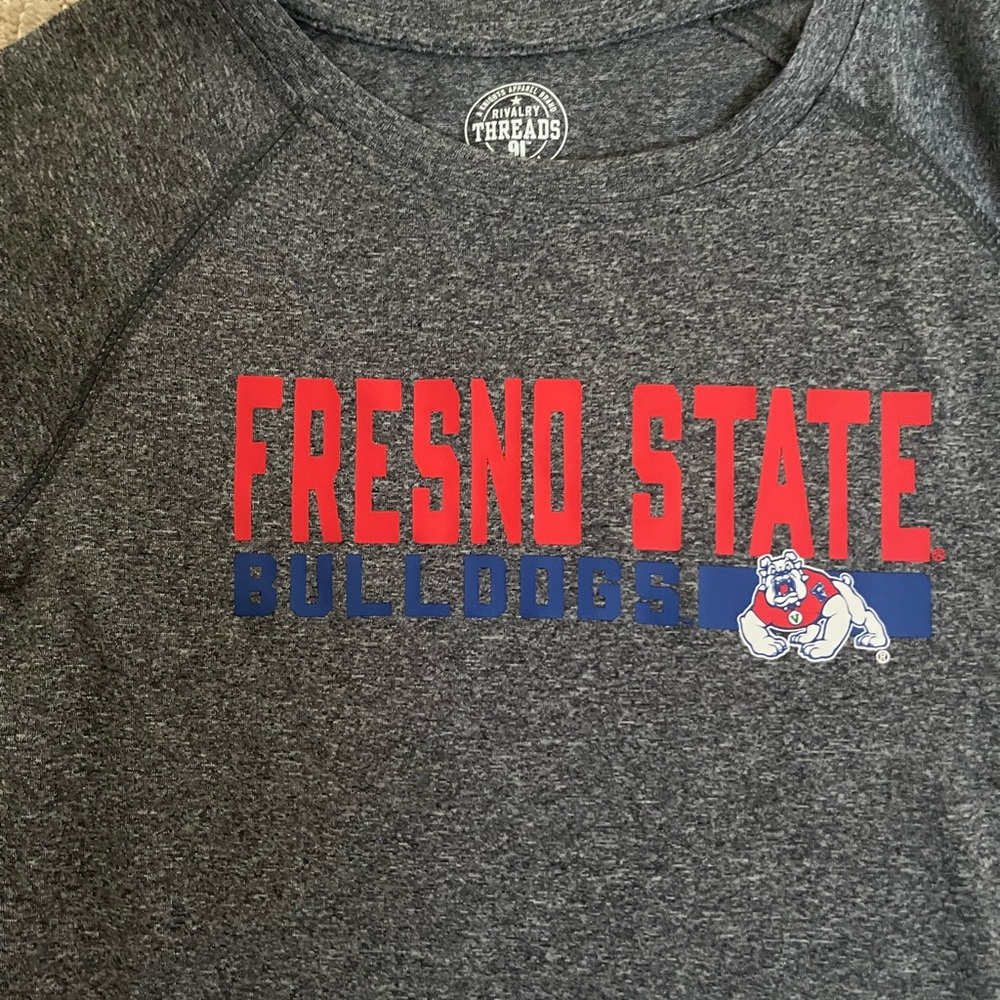 Rivalry Threads Fresno State Kids Charcoal Tee - Picture 2 of 4
